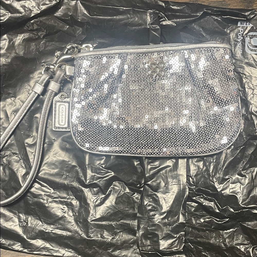 Coach Silver sequin wristlet🔥 - Picture 2 of 5